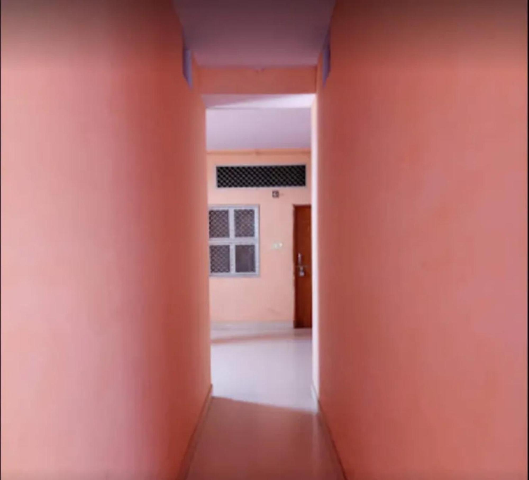 Hotel Swastik Guest House Varanasi - Perfect Location And Comfortable Room 외부 사진